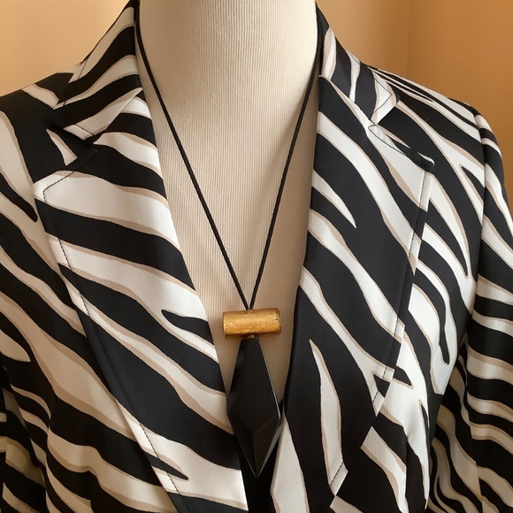 ZSISKA Dolomites Black & Gold Foil Pendant Necklace Set - Picture 2 of 10